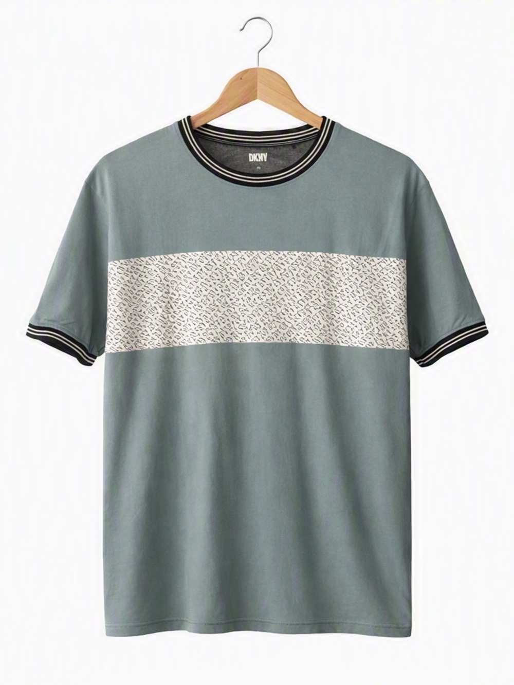 5/$25 DKNY T-Shirt Size XL